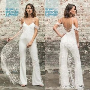 Abito da sposa Abiti tuta con mantello 2023 Spalle scoperte Cinghie senza spalline Appliques in pizzo Abito da sposa in tulle Sexy Schiena aperta