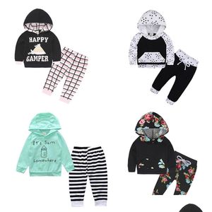 Set di abbigliamento Neonato Felpa con cappuccio Abiti Floreale Tribale Monocromatico Alce Camouflage Leopardo Fiocco a strisce Con cappuccio Primavera Autunno Ragazzo Ragazza Dh1Qi