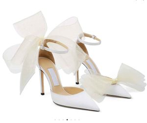 Новые известные ботинки Averly Sandals Sexy Lovered Toe Women White High High Heels Mesh Bow