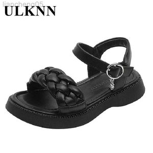 Sandalen Mädchen Sandalen Schwarz Flache Kinder Prinzessin Schuhe Dicke Sohle Designer Kinder Sandalen Hohe Qualität Kind Sandlas Pu Rutschfeste Sommer W0217