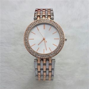 Bütün bayanlar elbise kuvars parti kol saatleri yüksek kaliteli rahatlar kadınlar moda unisex kadınlar erkek lüks alaşım metal m watch238o