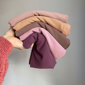 Sciarpe Musulmano Pianura Bolla Chiffon Hijab Sciarpa Donne Fascia Morbida Scialli Lunghi Avvolge Testa Femme Bandana Georgette HijabSciarpe