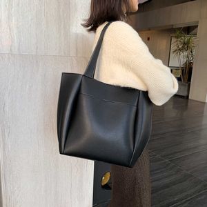 Shoulder Bags High Quality Soft Leather Woman Casual Tote Shopper Solid Color Handbags Large Capacity Single Shoulder Bag with Outer Pocket 230210