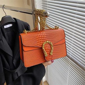 Double compartment fashionable small square bag new alligator pattern flap women's bag chain messenger one-shoulder trend backpack