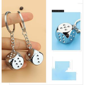 Keychains Dice Keychain Metal Personlighet Formmodell Alloy Nyckelring Män kvinnor unisex bilväska dekor kreativ kedja