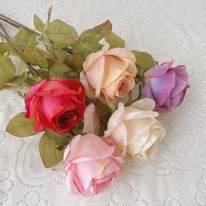 Dekorative Blumen, 5 Stück, Pografie-Requisiten, Hochzeitsdekoration, Vintage-Rose mit verbranntem Rand, einzelnes Wohnzimmer, Bühnenhintergrund, gefälschter Blumenzweig