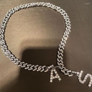 Colares de pingentes de pingente de cristal brilhante colar de carta para mulheres punk grossa cadeia choekr pescoço para festas de casamento jóias presentes