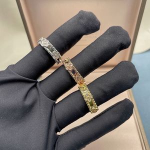 Platinum designer ring för kvinnor lyxklöver guld diamantring kvinnor män förlovningsring ros guld smycken för älskare par gåva