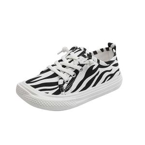 Sneakers glid på baby barn tyg tyg sneakers zebra mönster het sälj casual gata stil barn skor flickor pojkar canvas skor g230217