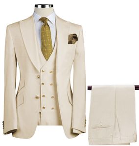 Boho Cream Wedding Tuxedos 2023 Three Pieces Pant Vest And Coat Satin Two Button Peaked Lapel Men Suits Bussiness Formal Prom Man Suit Slim Groom Suit Evening Dinner