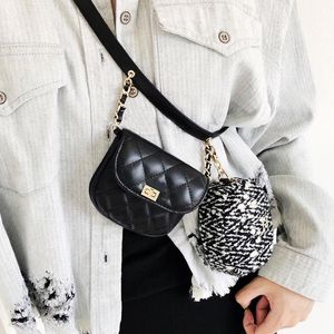 Taille Taschen Est Stil Frauen PU Kette Schwarz Solide Fanny Pack Reise Gürtel Geldbörse Schulter Tasche