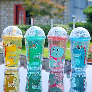 16oz Dinosaur Doll Cup Net Red Cartoon Creative Cute Heat Conservation and Cold Portable Double Layer Cup with Lock och halm akryl Skinny Cup Travel Cups för Chidren