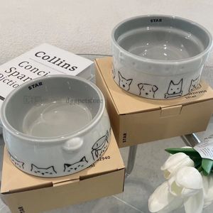 Designer Dog Bowls med klassiska bokstäver Tunga keramiska högglans Dog Bowl Cat Bowl Durable Dog Food and Water Pet Dish Diskmaskin Safe J13