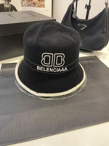 BA Len Caigaly Bucket Hat Womens Designers Bucket Hats Sticked Wool Blend Sun Hat Baseball Caps BB Designer Cap 968 60