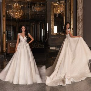 Glamorous A-line Wedding Dresses V-neck Short Sleeves Backless Applicants on Chapel Gown Custom Made Plus Size Bridal Dress Vestidos De Novia