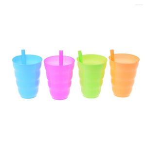 Pucharki spodki 4PC/Lot Dzieci dzieci niemowlę dziecięce kubek z wbudowanym kubkiem słomy pij kolory domowe