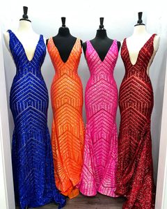Plunging V-Neck Prom Dress 2023 Geometric Beading Pattern Sequins Formal Evening Wedding Party Gown Winter Court Pageant Gala Runway Red Carpet Fitted Sleek Sexy
