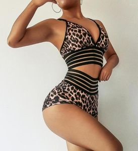 Running Set 2022 Sexy Leopard Print Yoga Set Slim Tracksuit For Women Sports Suit Push Up High Waist Fitness Shorts Sport Bh Gym1223221