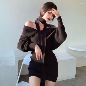 Casual Dresses Black V-neck Long-sleeve Knit Dress Female Autumn Tight-fitting Hip Short Skirt Temperament Was Thin Meat-Covering