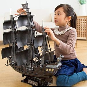 Estatuetas decorativas Objetos Puzzles verdes liderados voando holandês navio pirata modelo 360 peças kits iluminando edifícios Ghost Sailboat Gifts para