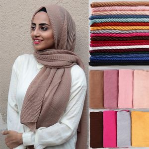 Abbigliamento etnico 2023 Fabbrica di prodotti Cotone personalizzato Moda Pieghe Hijab Vendi bene all'ingrosso Sciarpe da donna per musulmani