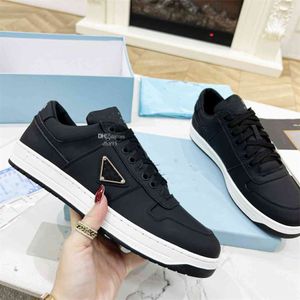 Tênis de grife de luxo Skate Shoes Moda Feminina Calçado Esportivo Running Prad Tênis Novo Treinador Feminino Masculino fggfgg