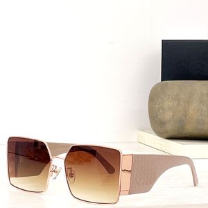 Nya trendiga solglasögon A71799 VAVA Eyewear Designer Kvinnor Summerstil UV -skydd Restoring Prim Square Box Random Box