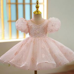 Lovely Pink Wedding Flower Girl Sheer Neck Ball Gown Kids Födelsedagsfestklänningar CAP -ärmar Beaded Bow Tie Toddler Pageant Wears First Communion Dresses 403