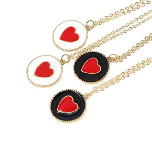 Colares pendentes 10pcs Moda Red Coração preto Dainty Chain de cor de cor dourada para mulheres Acessório de jóias esmaltadas para mulheres