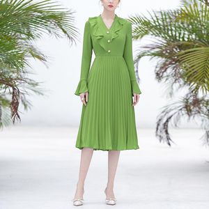Casual jurken Linda della modeontwerper vrouwen zomermodellen temperament v-neck groene ruche zoom hem taille losse mouw geplooided