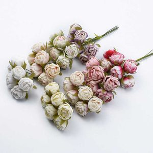 Ghirlande di fiori decorativi 6 pezzi MINI Bouquet di rose di tè Regali fai da te Scatola di caramelle Accessori per la decorazione della casa Ghirlande decorative di nozze Fiori artificiali economici