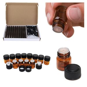 زجاجة العطور 100pcs 1ml 2ml l قوارير الزجاج العنبر الزجاجية الصغيرة الزجاجات الأساسية مع مخفض الفتحة غطاء بلاستيكي أسود 230217