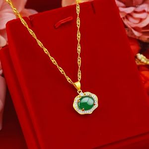 Pendant Necklaces Retro 18K Yellow Gold Filled Necklace Chain For Women Gemstone Jewelry Green Emerald Stone Zircon Jade Clavicle