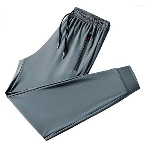 Calça masculina verão gelo gelo seda preto cinza pólvora de moletom masculino de joggers sportswear track tamanho 7xl 8xl calças de algodão casual com bolso com zíper