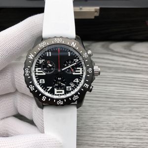 Watches Mens Watch Quartz Movement Watches 44mm Fashion Business Rubber Designer Watches Montre