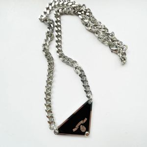 Luxury pendant necklace inverted triangle gold chain jewelry mens womens fashion personality clavicle chains top quality