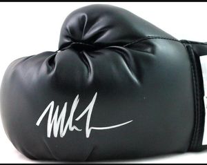 Mike Miguel Cotto Mayweather Materials Signed Autograph signatured Autographed auto boxing gloves
