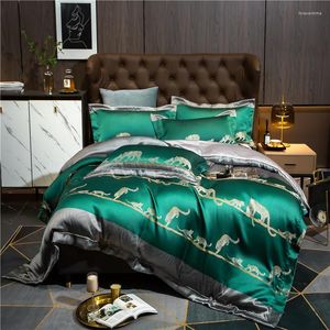 Bedding Sets Luxury Green Leopards Yarn-dyed Jacquard Satin Craft Set Duvet Cover Bed Linen Pillowcases Home Textile King Queen