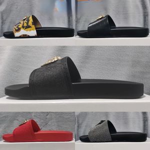 2023 Slide Tofflor Designerskor Lyx Slides Sommarmode Bred Platt Tofflor män och kvinnor Sandaler Tofflor Flip Flops storlek 35-46