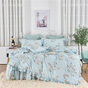 Yatak takımları Kore Floral Ruffles kız etek tarzı set pamuk mavi ropa de cama couvre yanan yastık sham yorgan kapağı için prenses