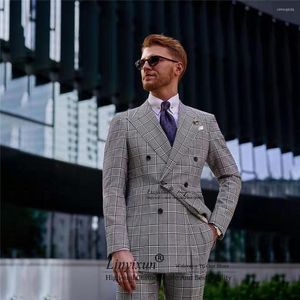 Men's Suits Classic Grey Plaid Men Double Breasted Business Blazer Slim Fit Wedding Groom Tuxedo 2 Piece Set Jacket Pant Costume Homme