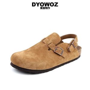 Designer Birkinstock Kaptaki oryginalne skórzane buty są swobodne wygodne i noszone z płaskim dnem i prostym butem z korka można nosić z leniwym boke