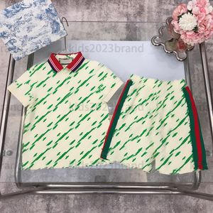 2023SS dziecięce bawełniane t-shirty odzież zestawy preppy projektant koszulka polo miękkie spodenki r chłopcy dresy t-shirty z szortami wysokiej klasy dziecięce koszulki sportowe