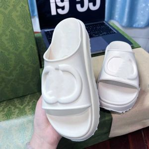 Kopyala Kalın Talize Terlik 2023 Tasarım Yaz Yeni Muffin Sıradan Flip Flops Plaj Ayakkabıları Giymek İçin Plaj Ayakkabıları Ayakkabı Güzergahı