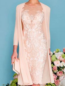 Two Piece Sheath Mother of the Bride Dress Plus Size Elegant Scoop Half Sleeves Knee Length Chiffon Lace Wedding Party Guest Gowns Pearl Pink Robe De Soiree