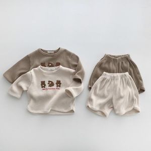 Kläderuppsättningar 1879C Barn Set Cartoon Bear Suit 2023 Spring Autumn Korean Baby Boy Two-Piece Clothes Sweater Pant