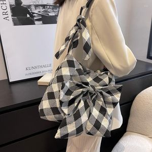 Kvällspåsar kvinnliga japanska harajuku kawaii båge stor kapacitet handväska tartan rutig duk textil tyg 90 -talet y2k söt söt shoppare påse