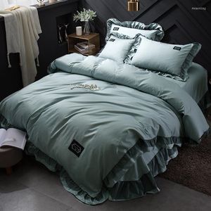 Set di biancheria da letto Tutto in puro cotone Lenzuolo tinta unita in quattro pezzi Copripiumino minimalista Pizzo 1,8 m Biancheria da letto matrimoniale