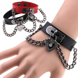 Charm armband decopunk unisex personlighet strass hjärtspikar kedjor manschett läder armband punk gotiska rock bangles smycken