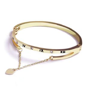 Bracciale in acciaio di alta qualità di lusso leggero in titanio, bracciale in oro dal design alla moda squisito